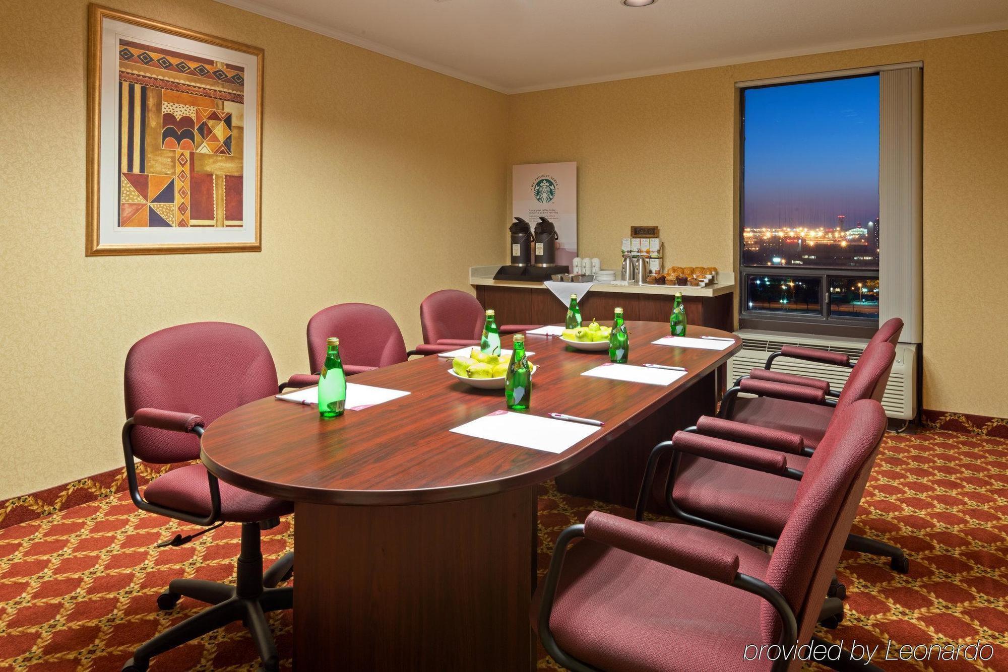 Hotel Crowne Plaza Toronto Airport By Ihg Zewnętrze zdjęcie